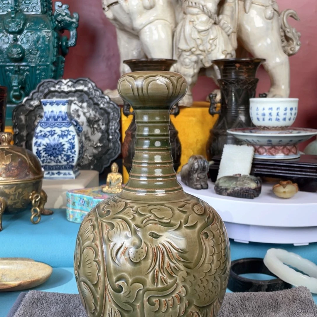 摆件平**月瓷器的造型艺术