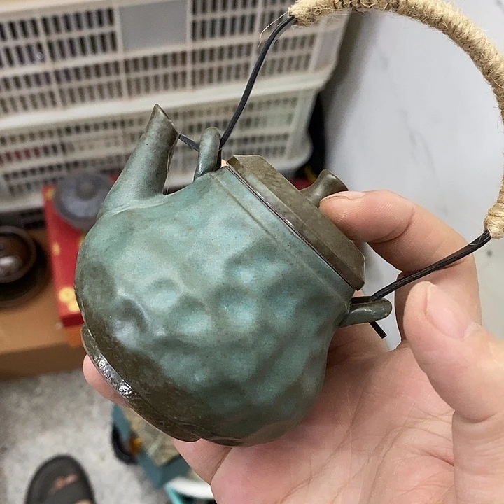 陶瓷艺术品及陶瓷壶