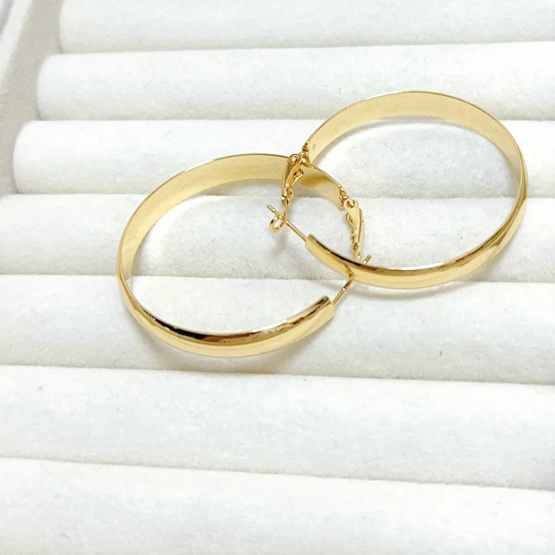 钛钢耳饰 【新款宝藏文创】光面宽边4公分大耳圈 轻奢百搭时尚金色