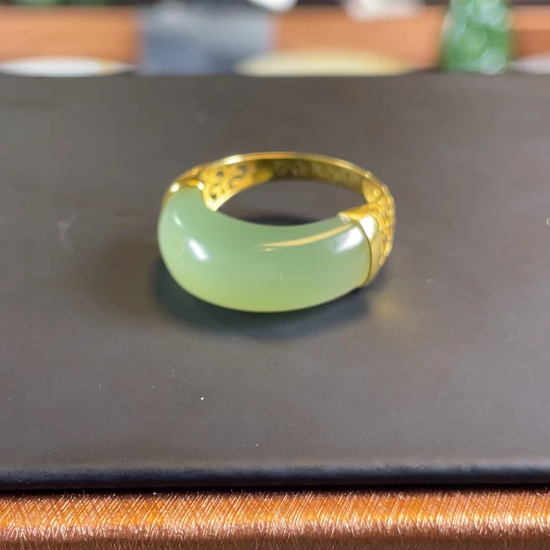 和田玉18K金镶嵌手镯