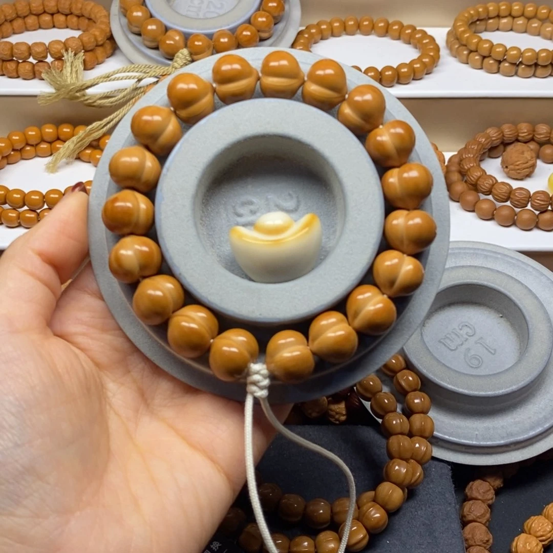 【闪购商品】手串猴头核桃屁桃手持15mm