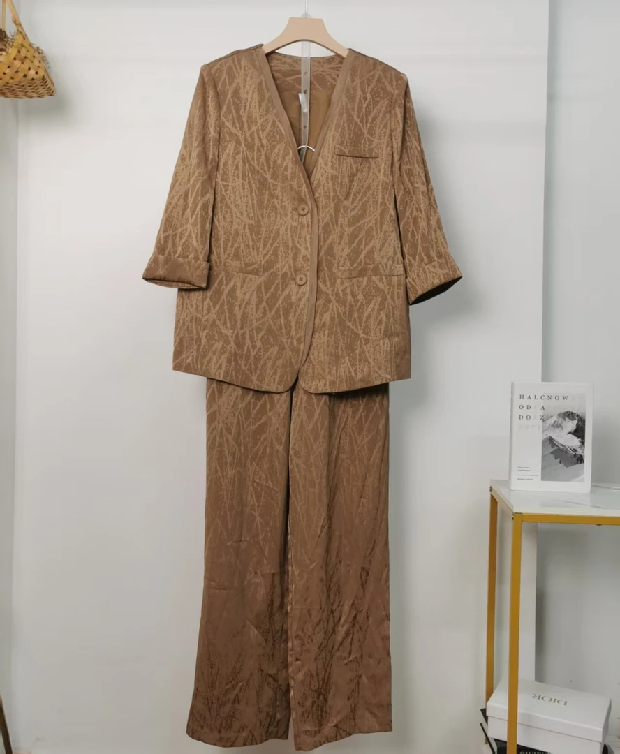 燕妮雅姿休闲风时尚套装女士简约百搭潮流气质短袖套装T101