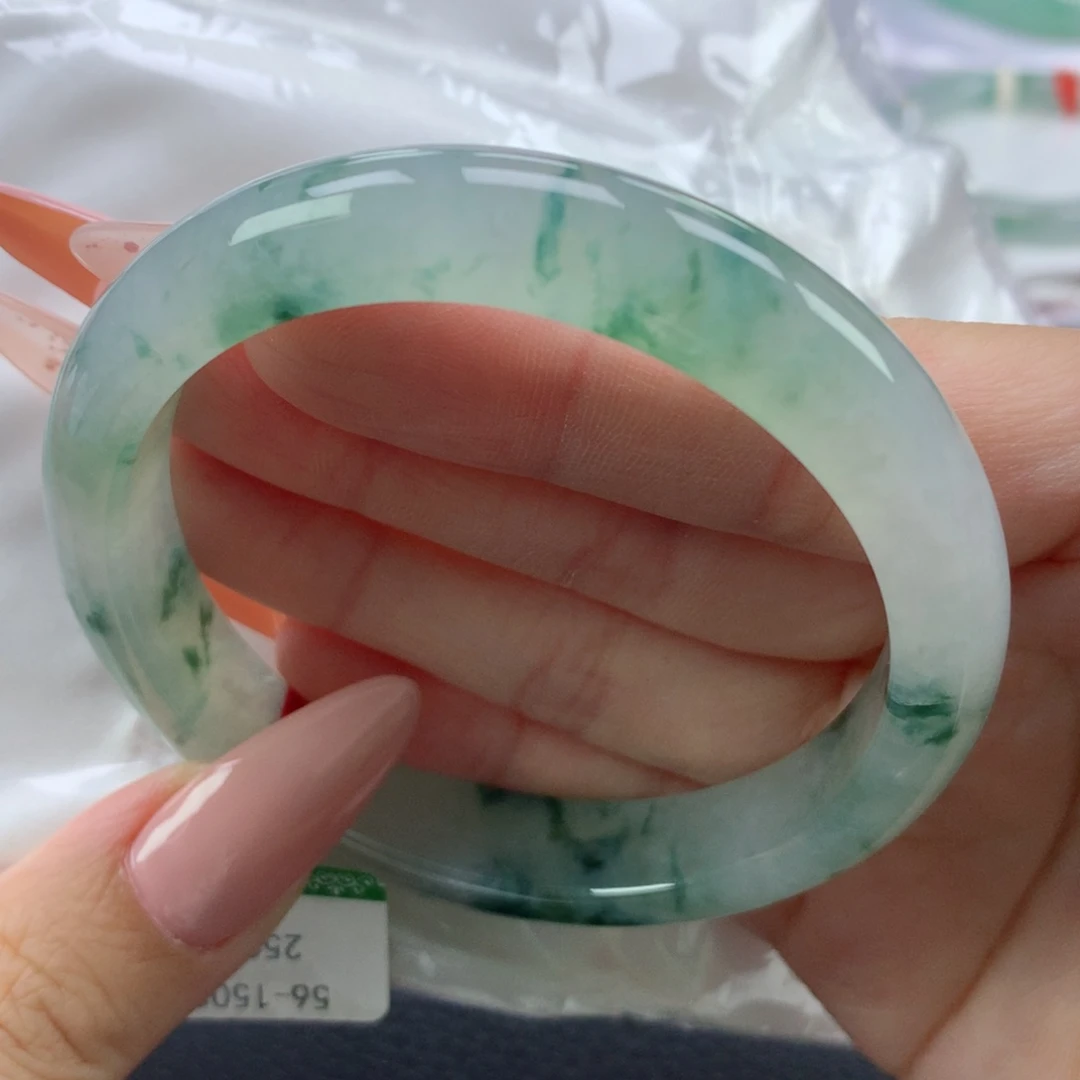 翡翠手镯未镶嵌缅甸天然翡翠A货57