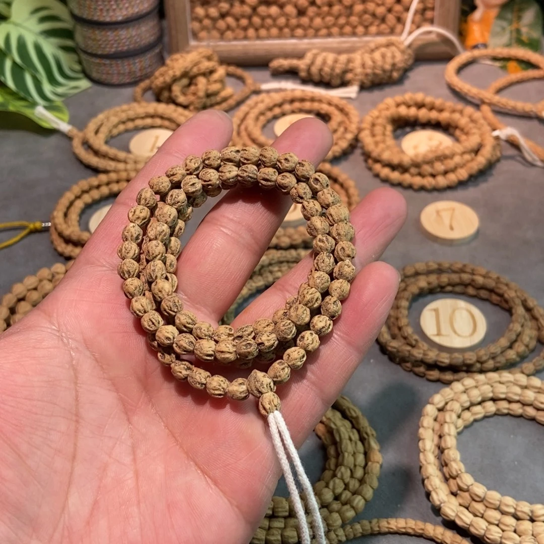 柏香籽/百香籽吊坠开**卢