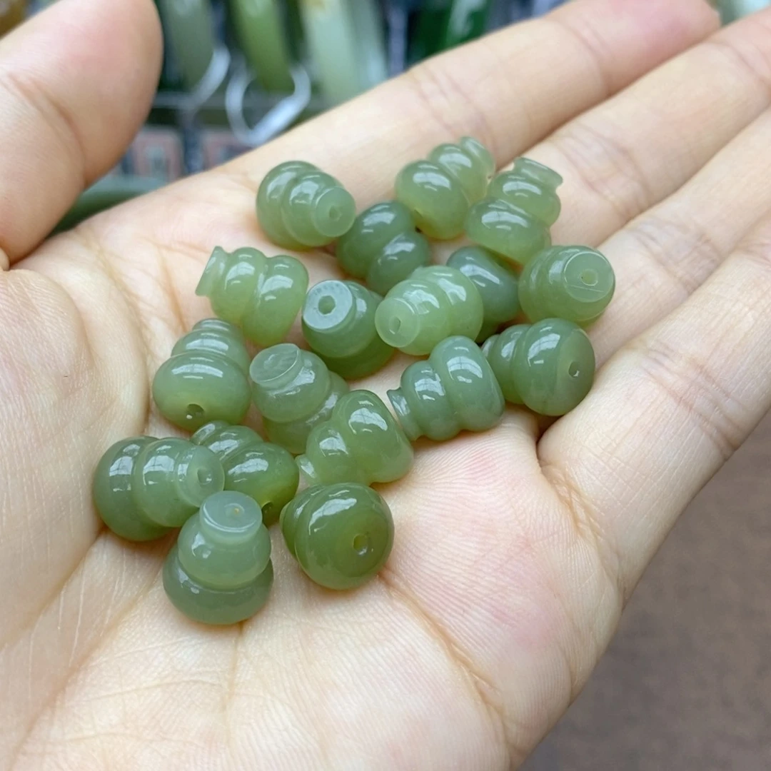 和田玉未镶嵌吊坠(不含链)