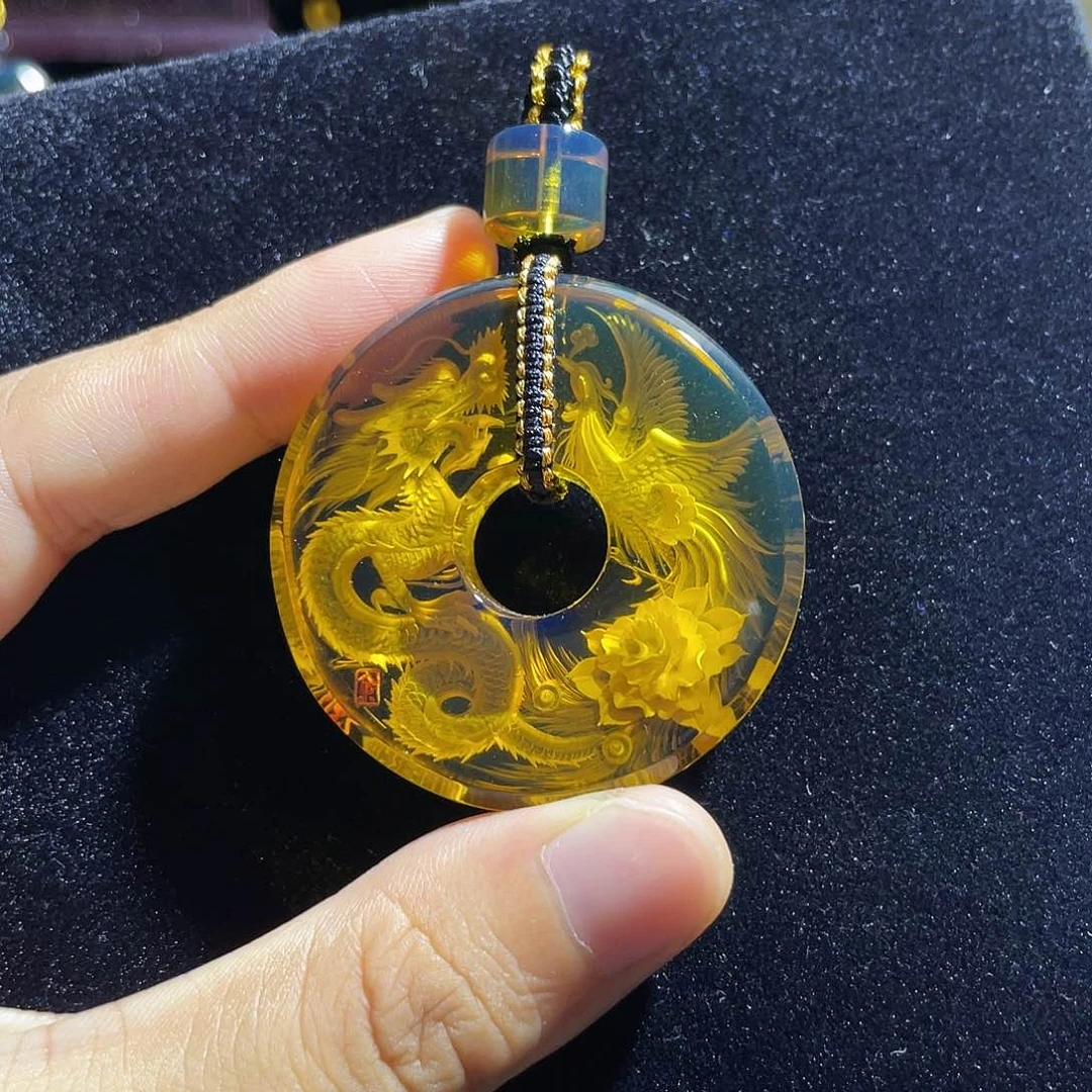 琥珀颈饰未镶嵌蓝珀龙凤呈祥和氏璧阴雕