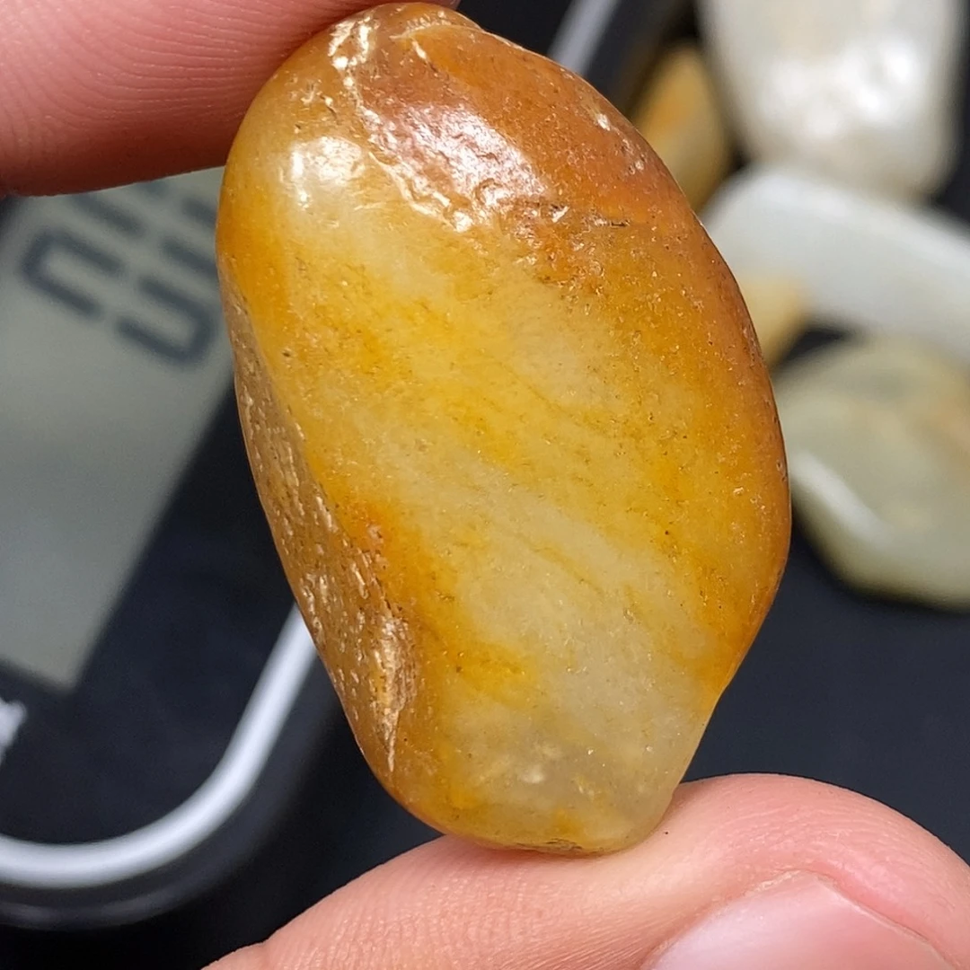 和田玉（糖玉）未镶嵌挂件