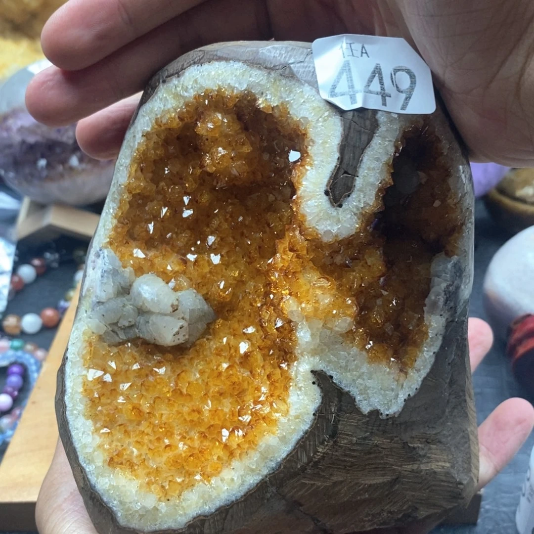 未镶嵌水晶大型摆件（非配饰）