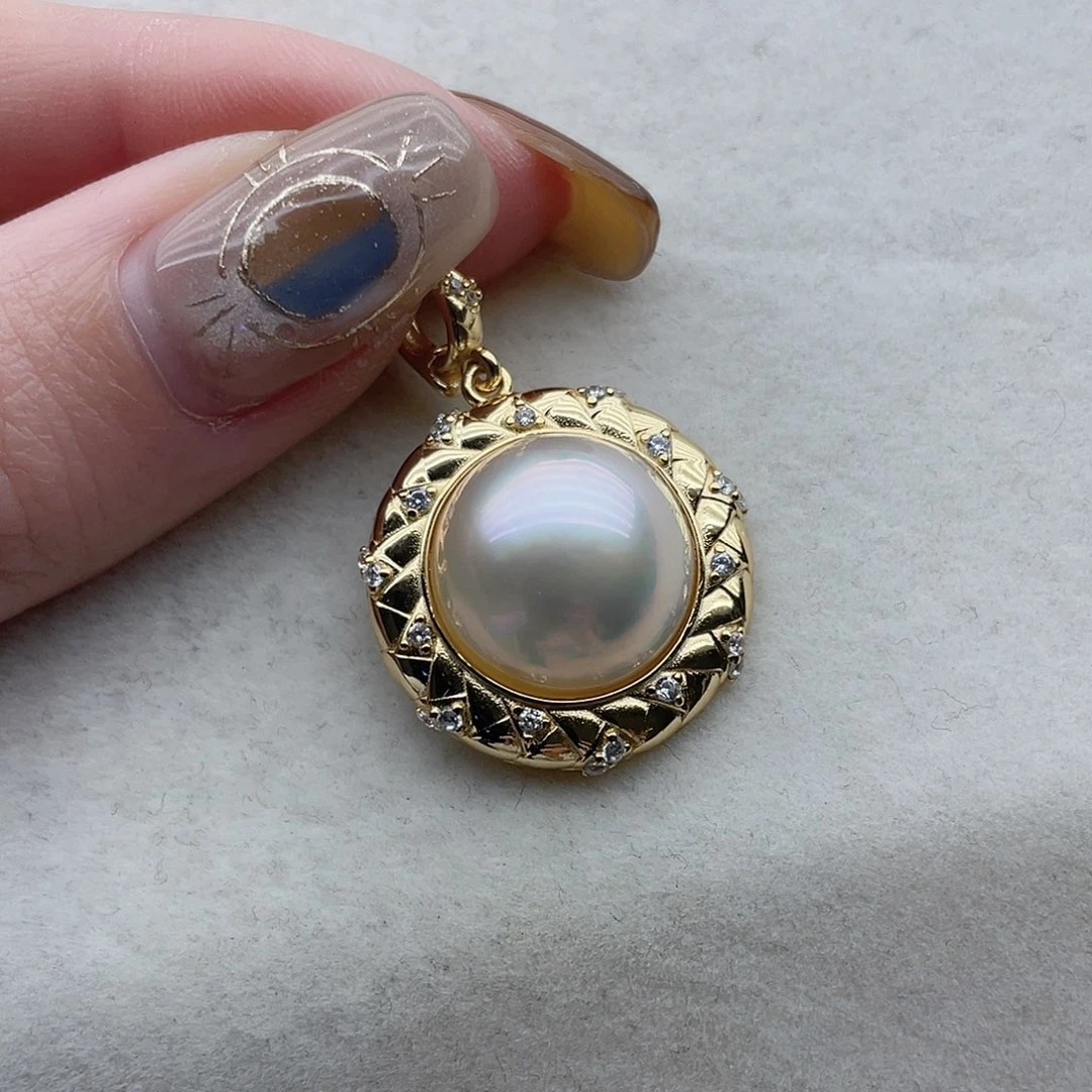 银S925镶嵌拼合珍珠（马贝珠）吊坠40