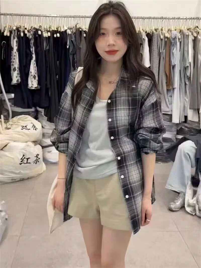 新款欧货成衣水洗100棉格子慵懒风衬衫