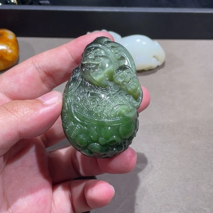 颈饰未镶嵌和田玉