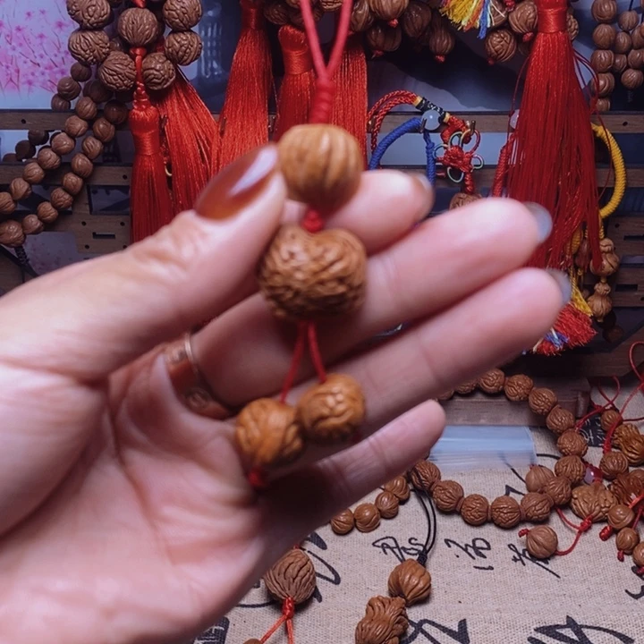桃核吊坠龙纹桃枭
