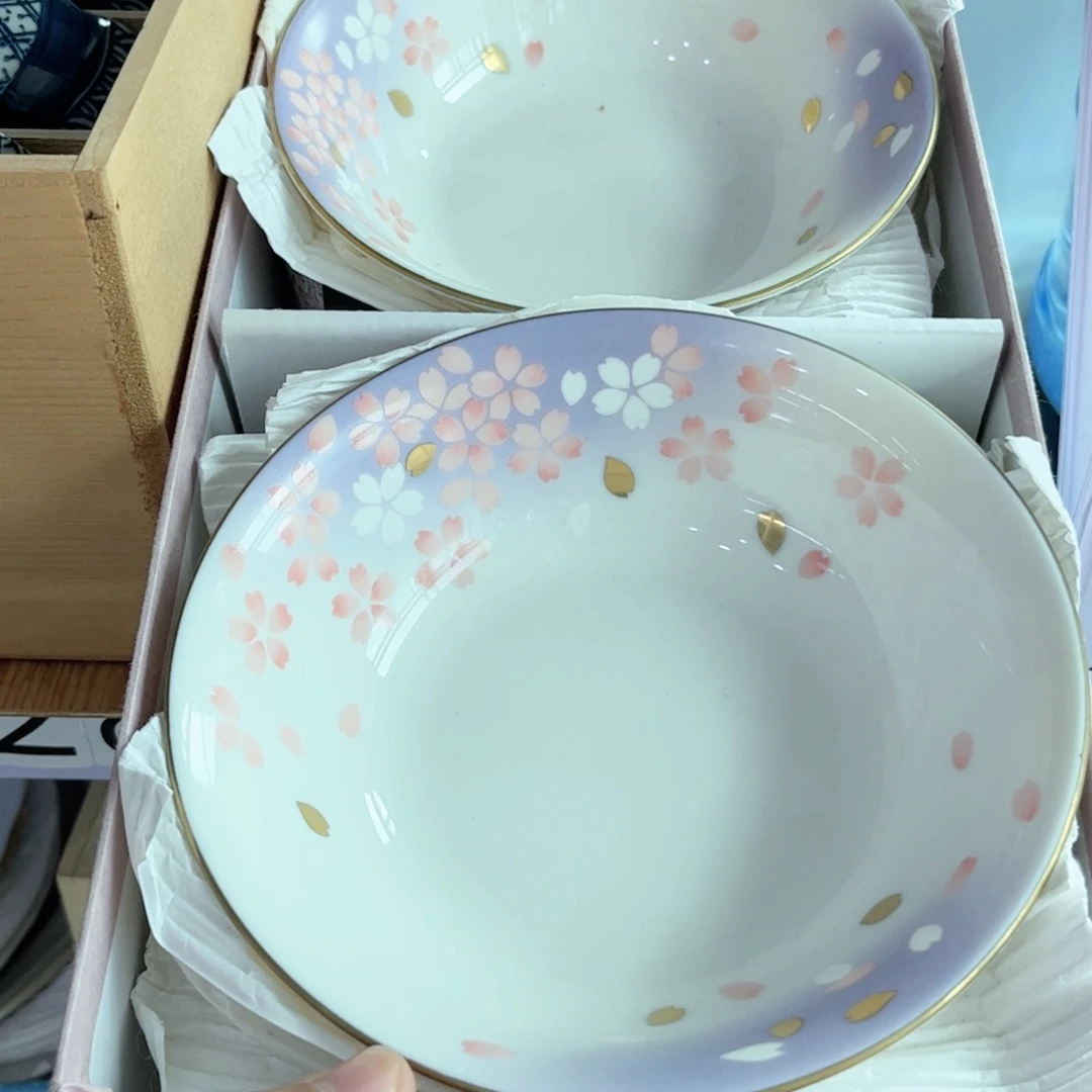 瓷片欢迎光临美桃儿～