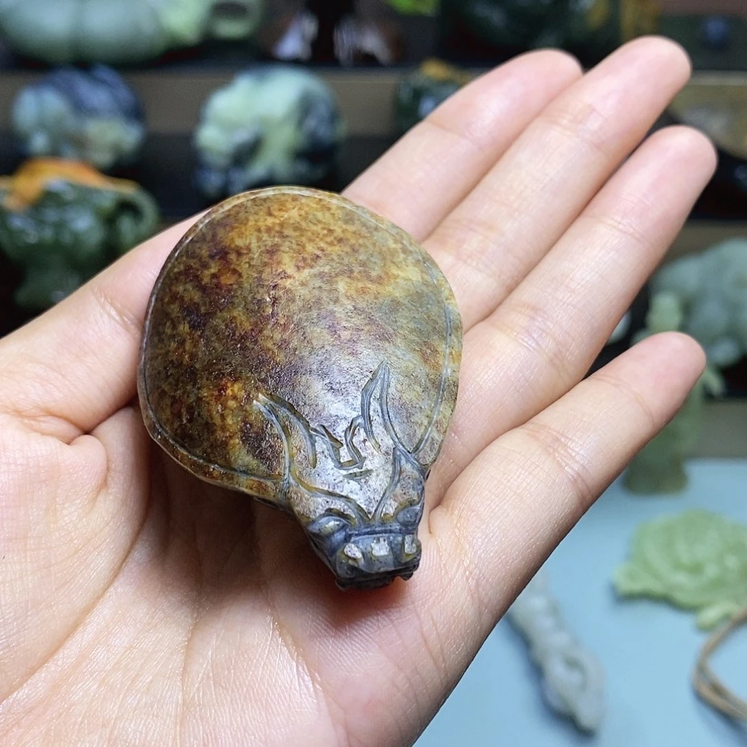 【闪购商品】颈饰未镶嵌和田玉