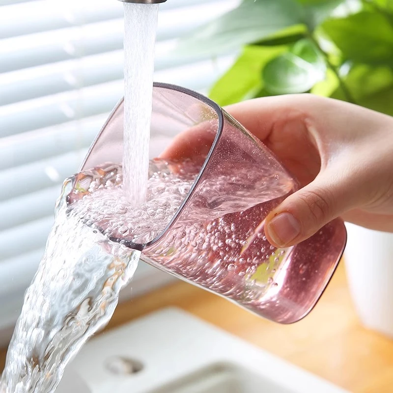 简约家用情侣刷牙杯子北欧漱口杯透明塑料牙刷杯儿童牙刷置物架杯