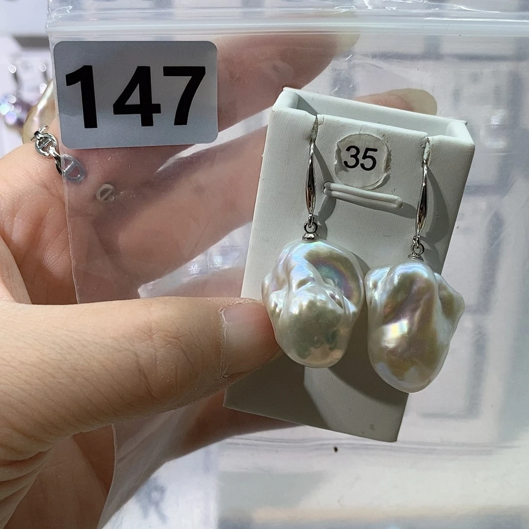 淡水珍珠合金颈饰