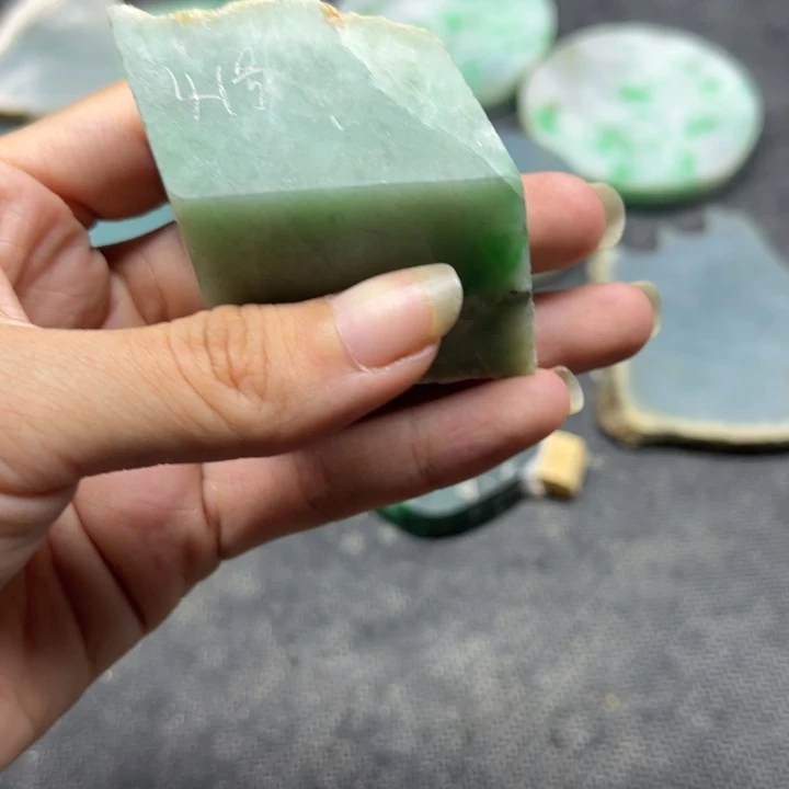 翡翠散珠缅甸翡翠