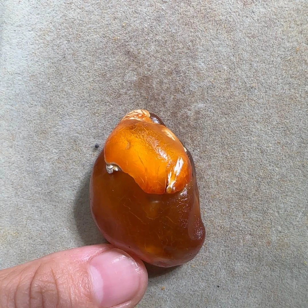未镶嵌定制琥珀7****?专属定制
