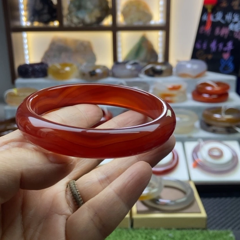 【闪购商品】手镯玛瑙/玉髓未镶嵌深*