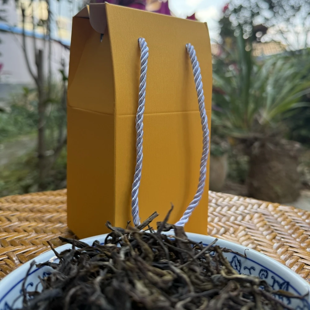 拉佤布傣2024年丰华茶厂【蜜甜时光】生茶散料80g*1盒