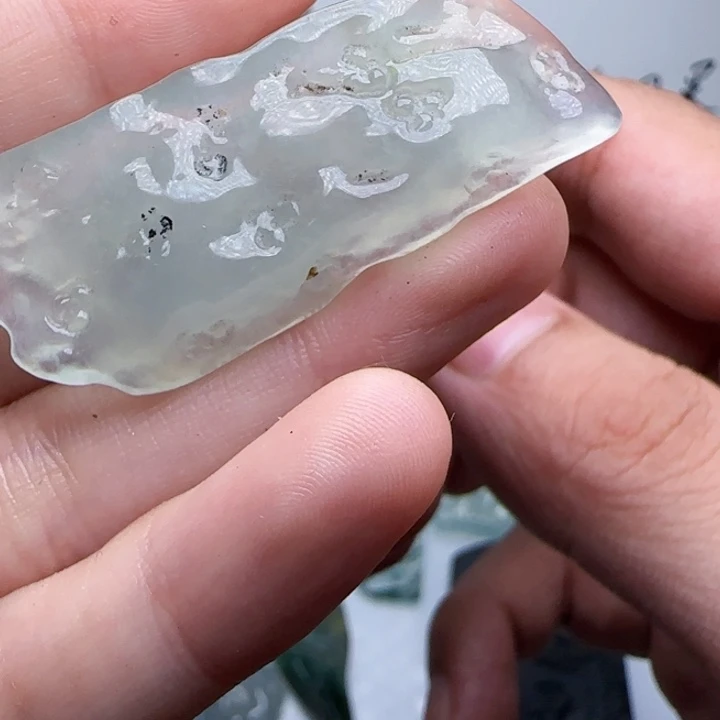 定制翡翠未镶嵌不包工
