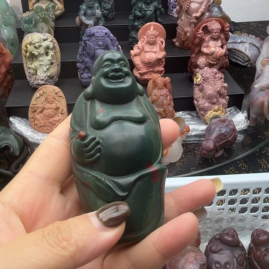 石英质玉未镶嵌颈饰