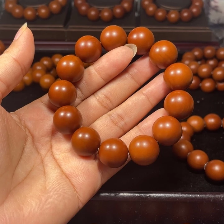 吊坠橄榄核1.72+树王精品