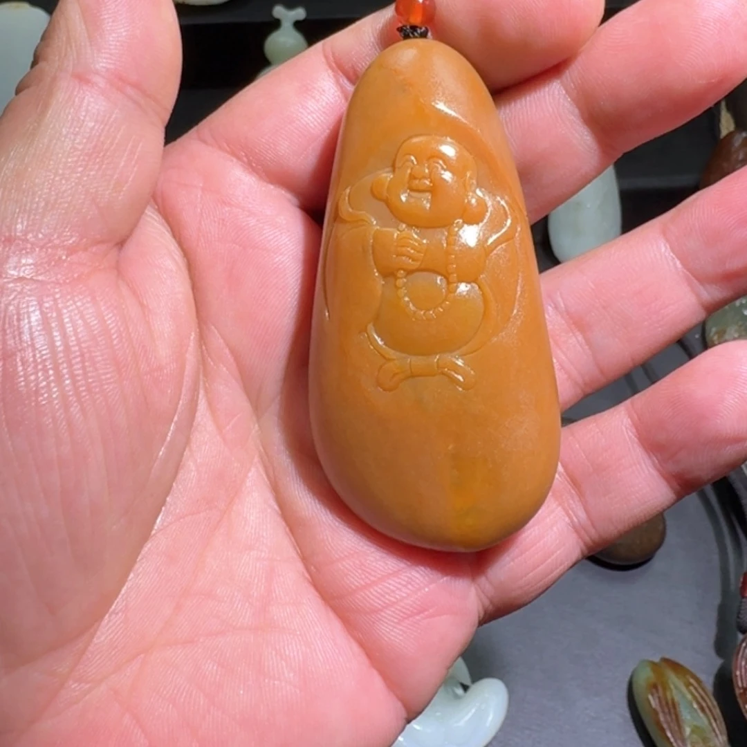 和田玉颈饰未镶嵌爱*