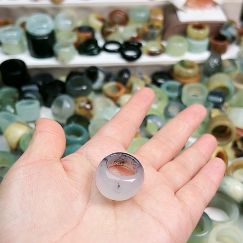 【闪购商品】蛇纹石玉戒指未镶嵌昨***风
