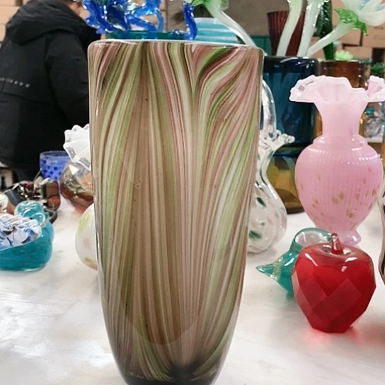 琉璃花瓶高26厘米口径11厘米