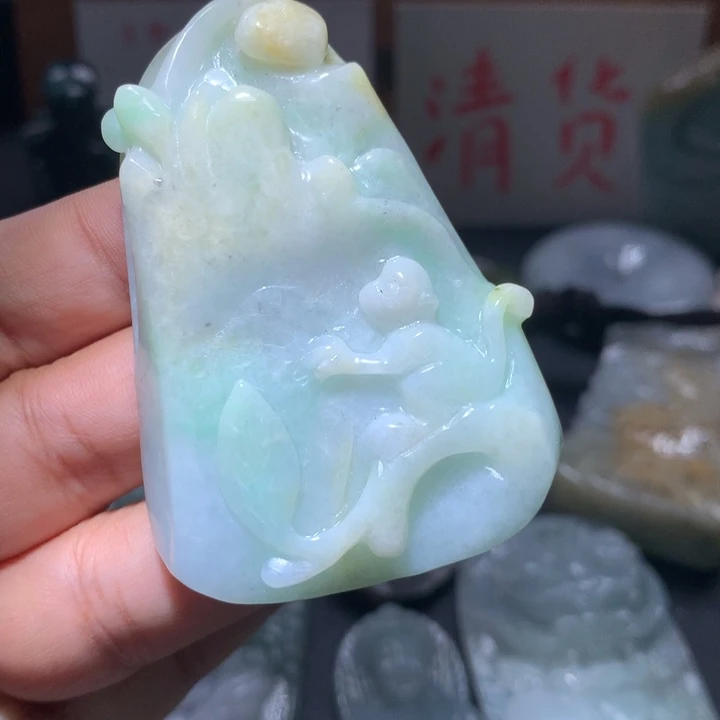 翡翠未镶嵌颈饰保真天然A货翡翠