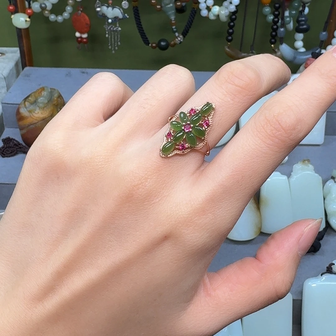 和田玉未镶嵌戒指