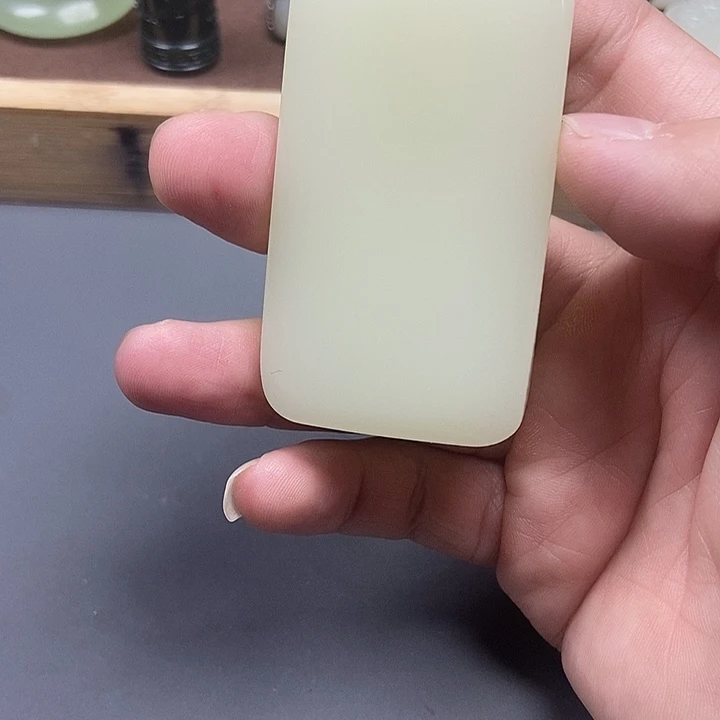 和田玉（糖玉）未镶嵌挂件