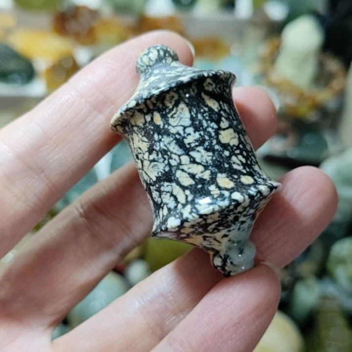 岫玉未镶嵌挂坠款式