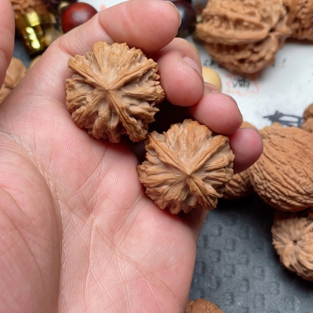 文玩核桃把件冬**东三愣