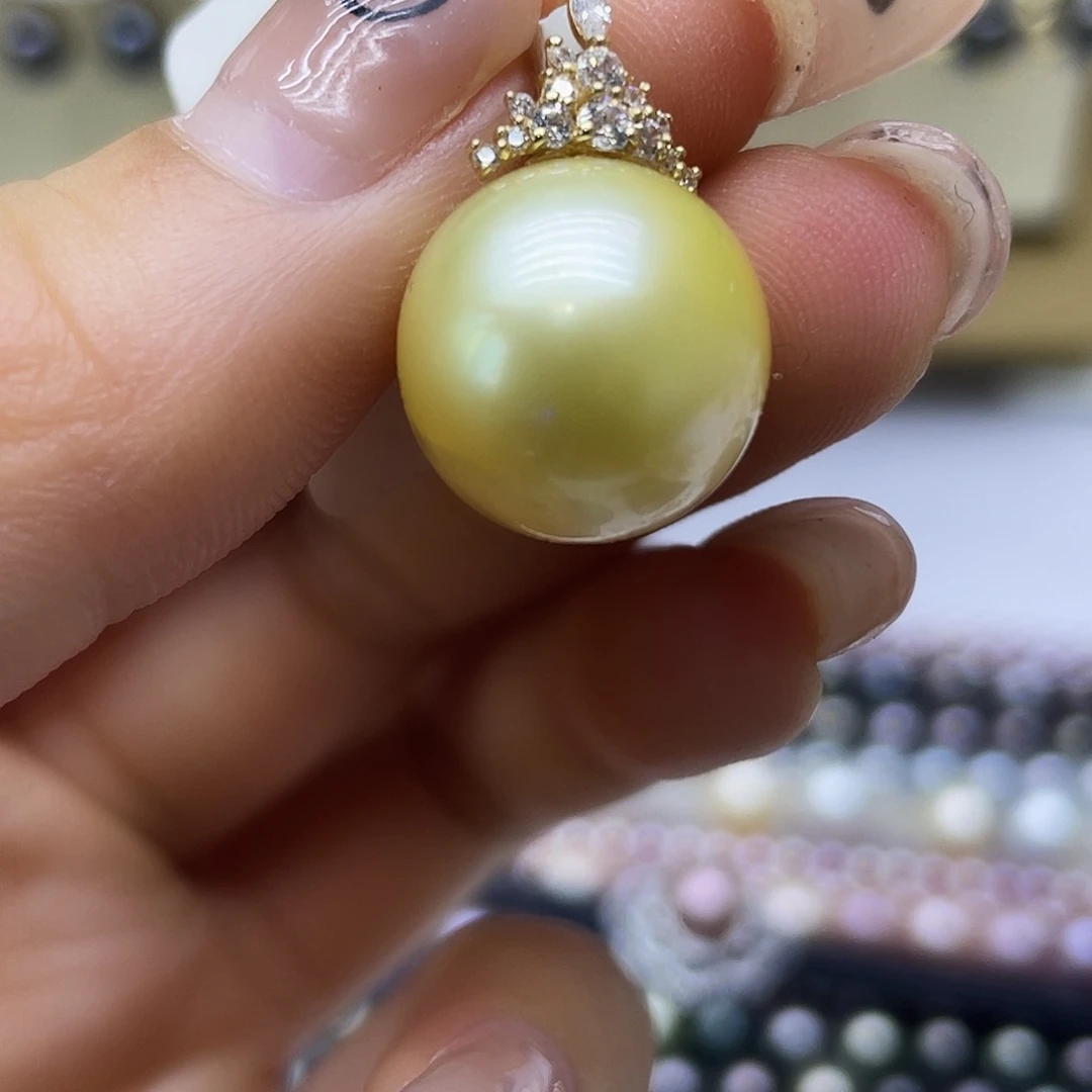 海水珍珠18K金镶嵌颈饰