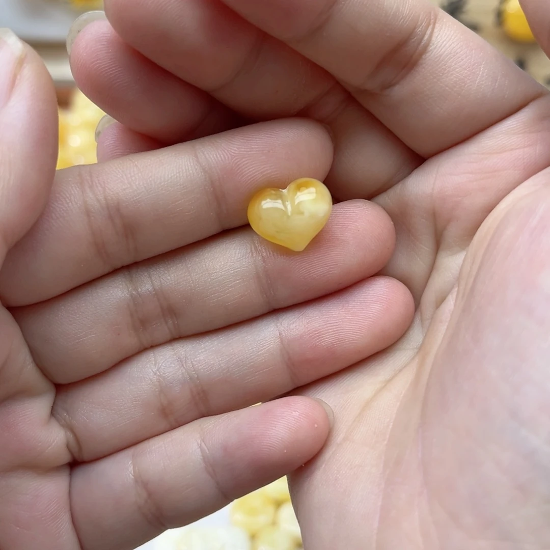 丢***烟未镶嵌蜜蜡裸石天然