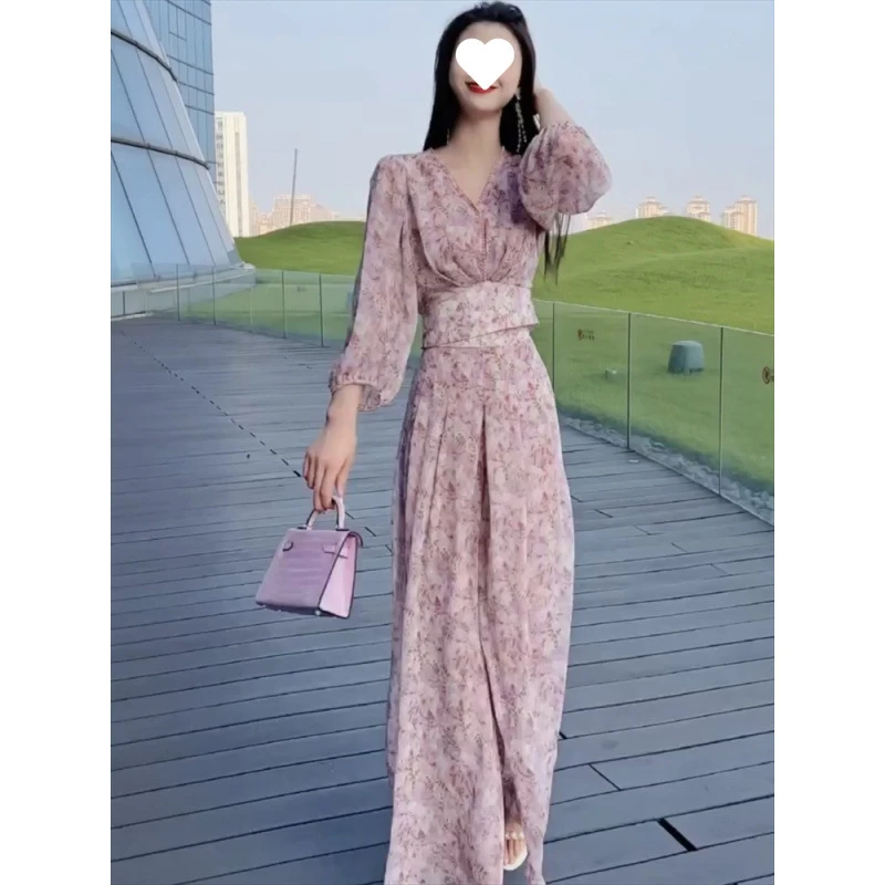 2025年夏季韩版印花女神套装碎花裙v领雪纺显瘦高腰阔腿裤两件套