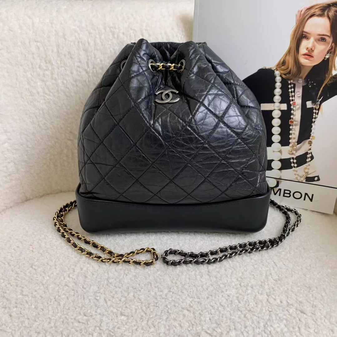 99新 Chanel/香奈儿 壹臻/黑银双肩包35673031/12期免息