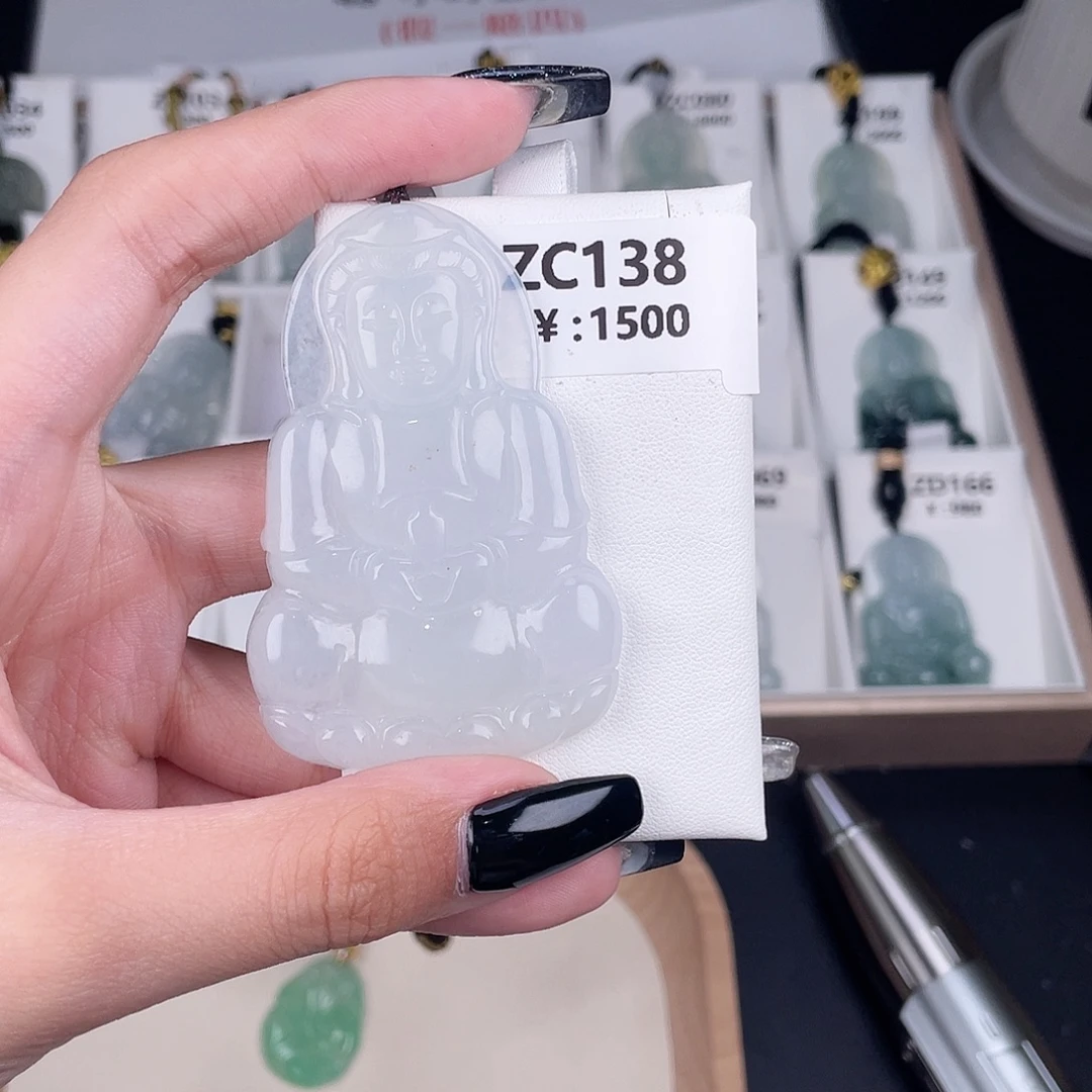 翡翠未镶嵌颈饰ZC138