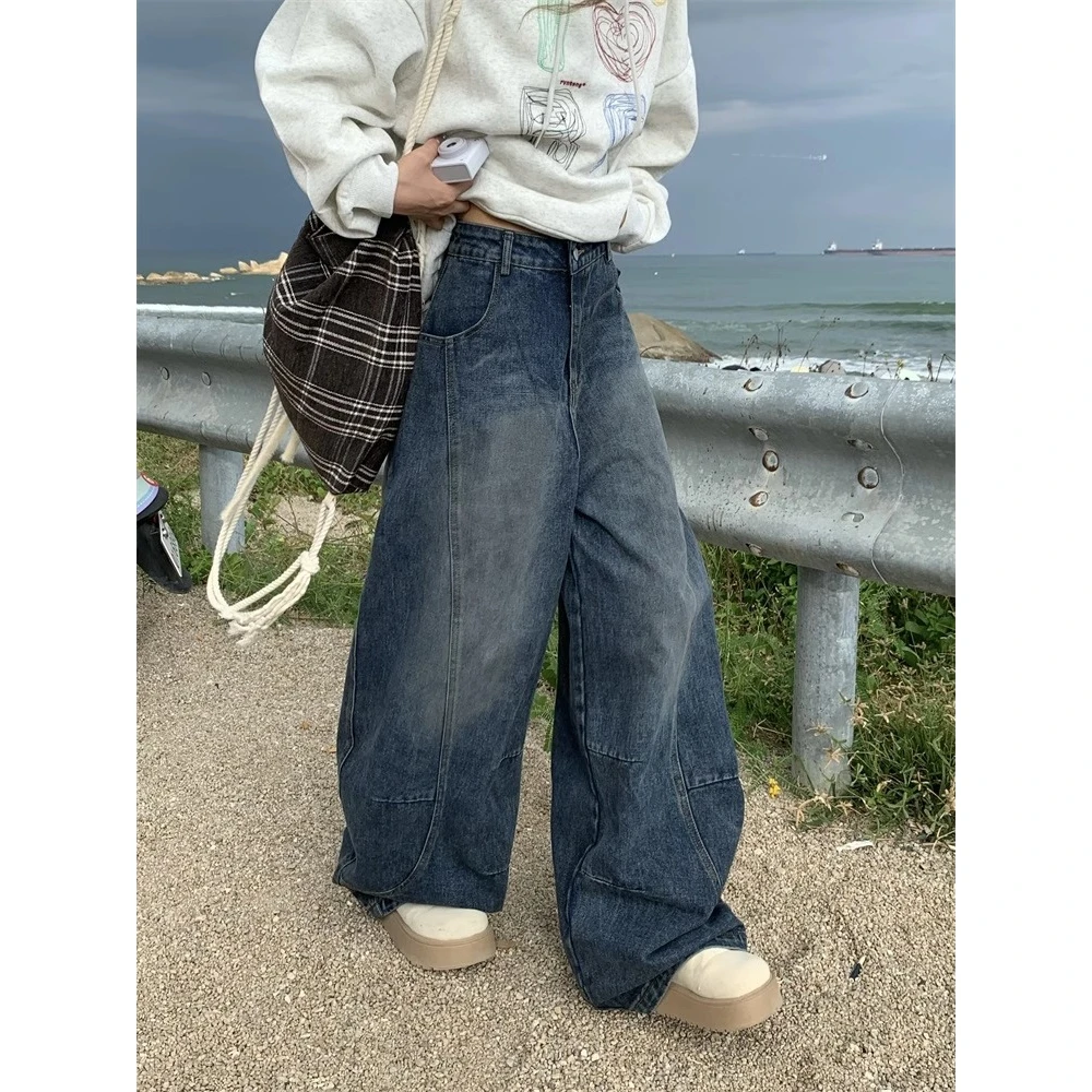 美式复古弯刀牛仔裤男生秋季新款设计感百搭ins宽松直筒显瘦裤子