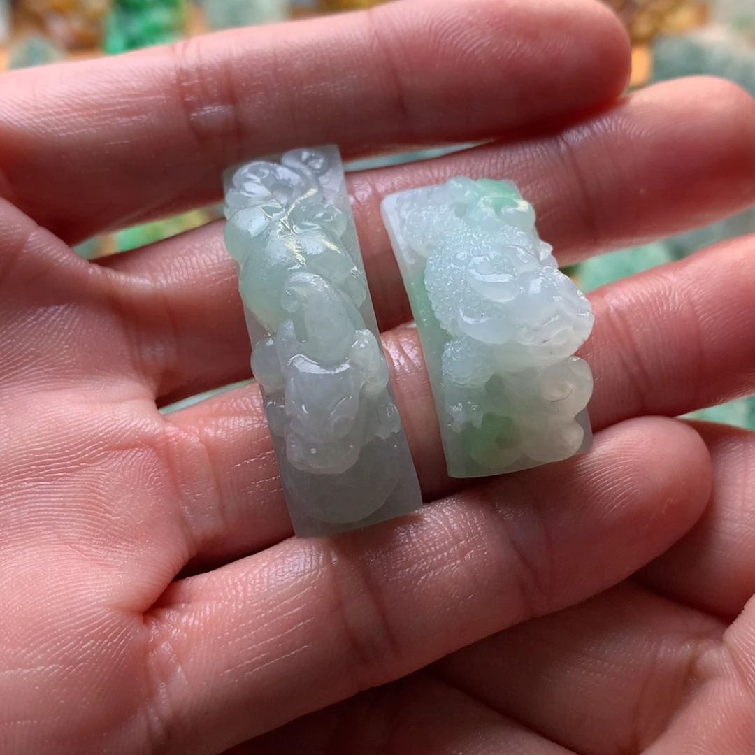 c****未镶嵌定制翡翠手牌金蟾 貔貅
