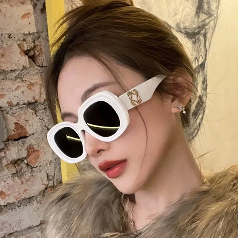 复古高级椭圆白色墨镜显脸小素颜时尚太阳眼镜女防紫外线大框墨镜