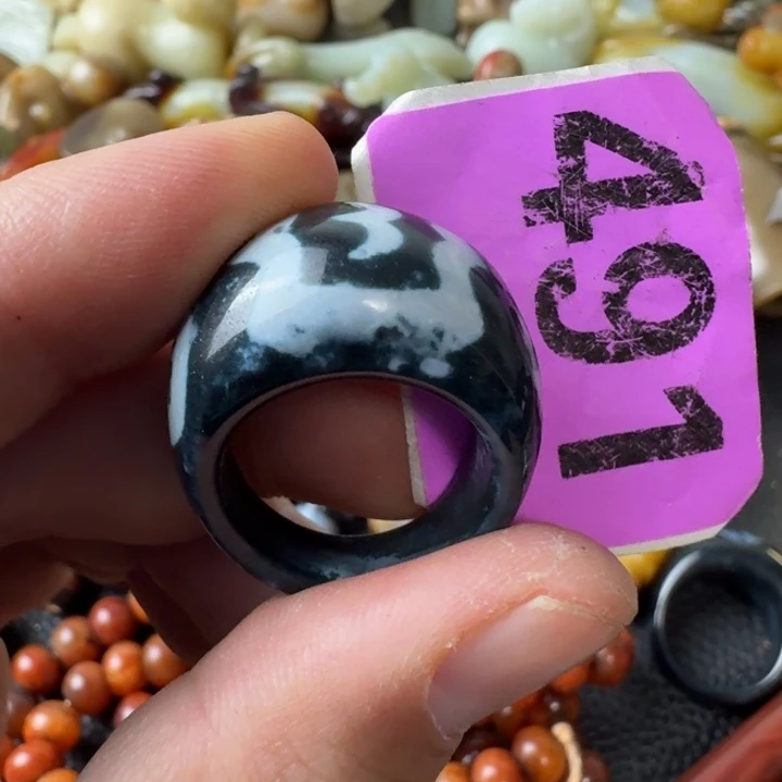 六***少玛瑙/玉髓未镶嵌颈饰