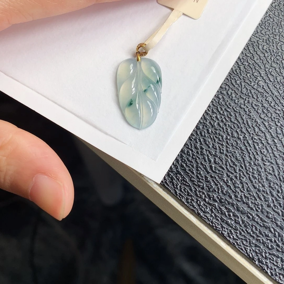 吊坠(不含链)未镶嵌翡翠叶子