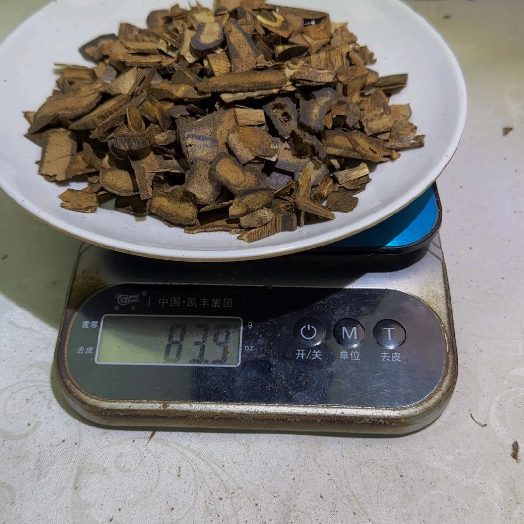 沉香沉香碎屑C*千里香碎料83克！！！