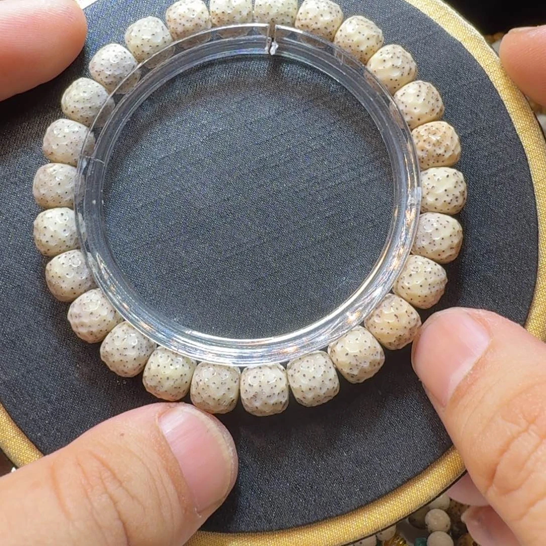 星月菩提吊坠石玉料无相