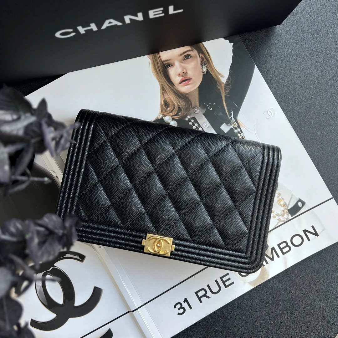 99新 Chanel/香奈儿 香奈儿黑金荔枝皮leboy woc斜挎包 24年芯片