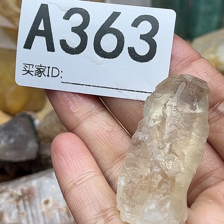 抖***来水晶未镶嵌珠宝半成品默认微瑕