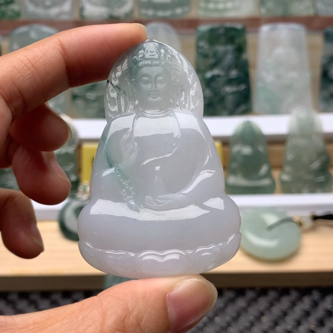 翡翠未镶嵌颈饰素衣